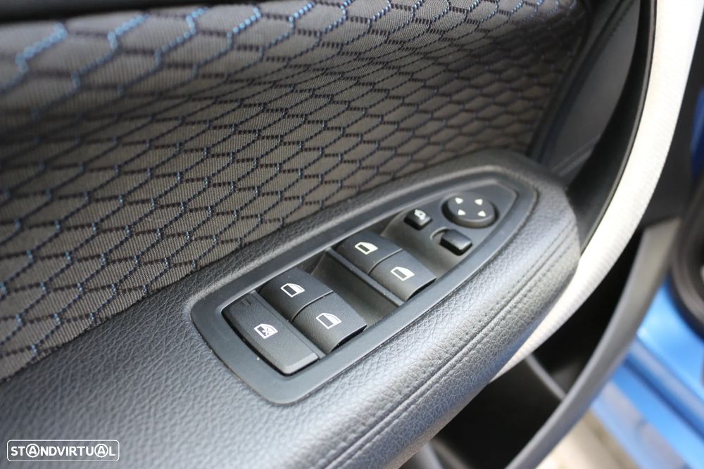 BMW 118 d Aut. M Sport - 13