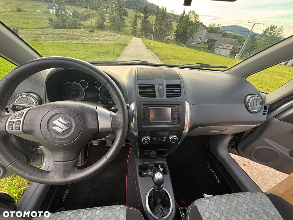 Suzuki SX4 1.6 Premium 4WD - 14
