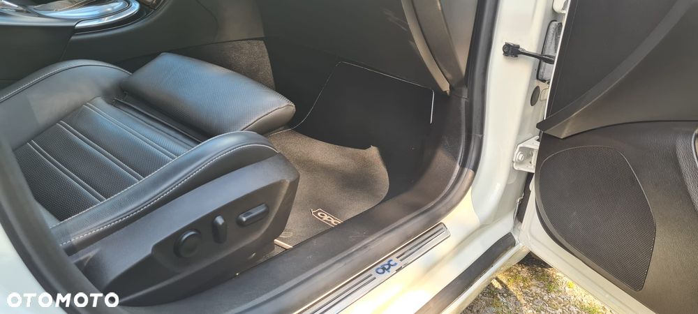 Opel Insignia 2.8 T V6 OPC EU6 - 18