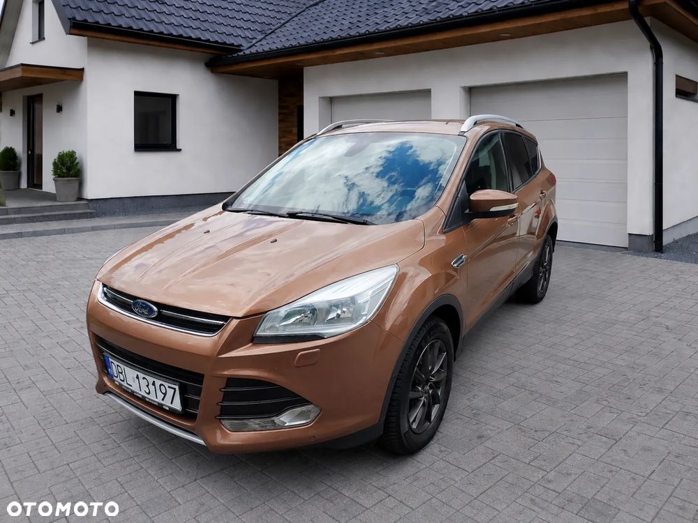 Ford Kuga 2.0 TDCi 2x4 Titanium - 3