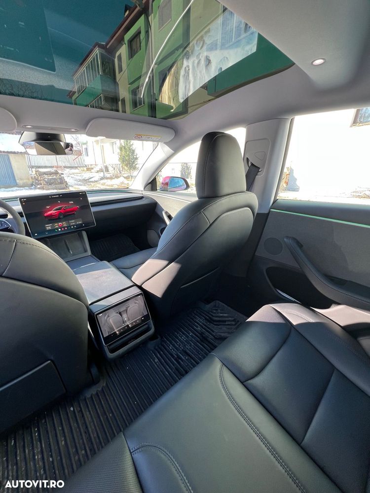 Tesla Model 3 RWD - 11