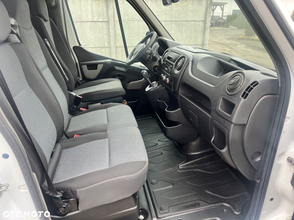 Renault Master - 24