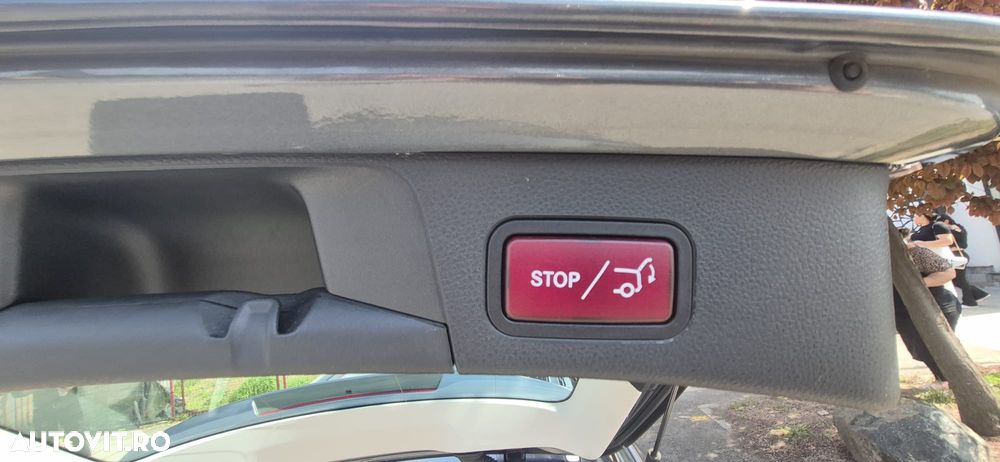 Mercedes-Benz C - 12