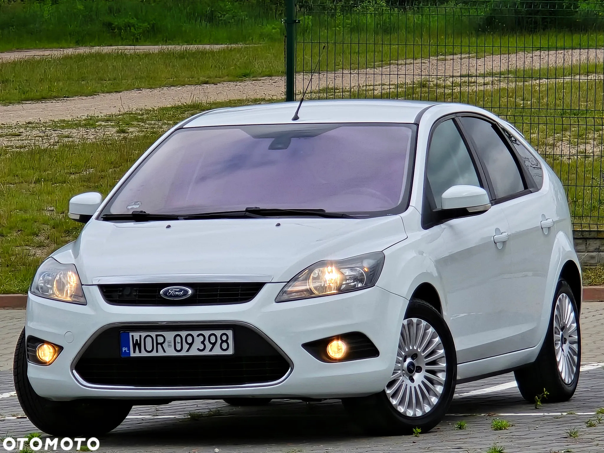 Ford Focus 1.8 FF Platinium X - 21