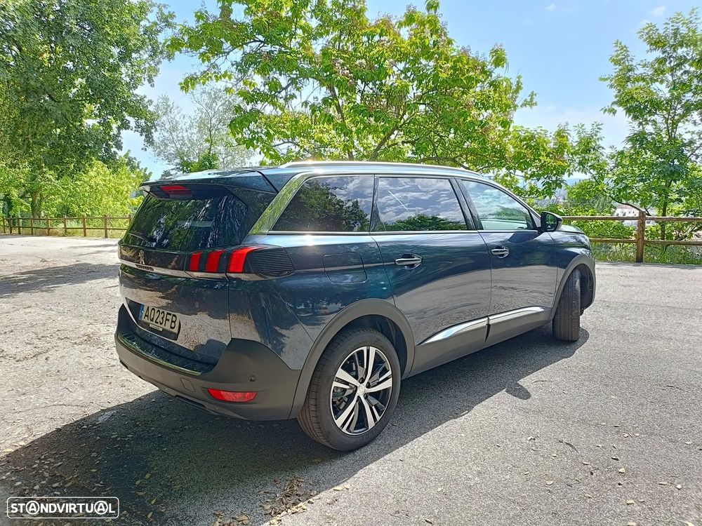 Peugeot 5008 - 5