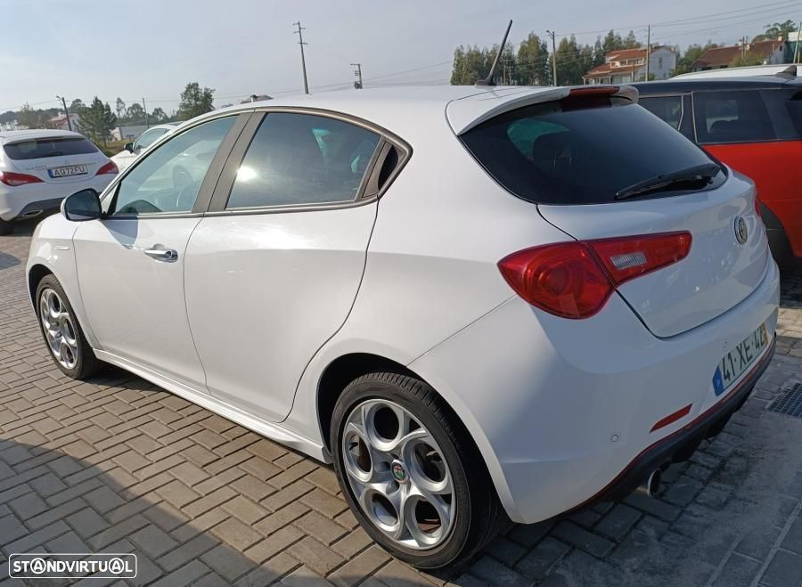 Alfa Romeo Giulietta 1.6 JTDM TCT - 2