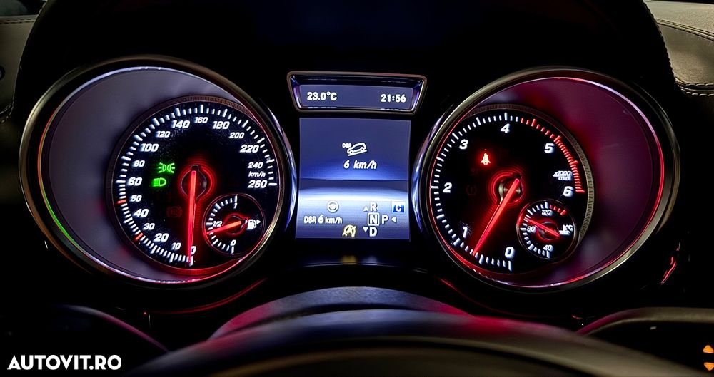 Mercedes-Benz GLS - 31