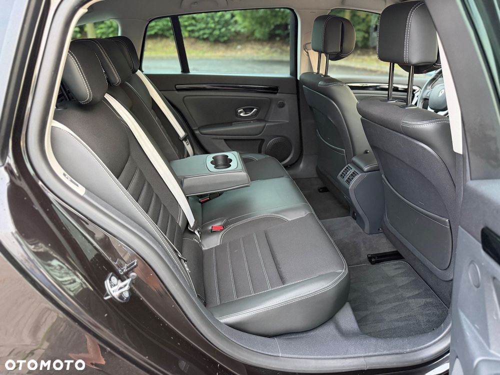 Renault Laguna 2.0 T Bose Edition - 16