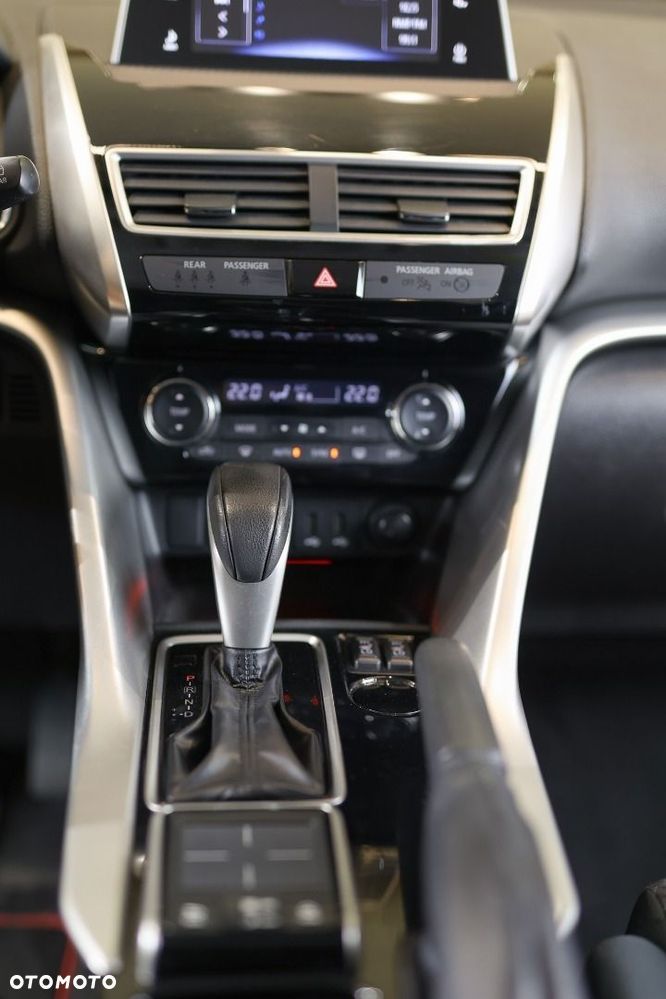 Mitsubishi Eclipse Cross - 25