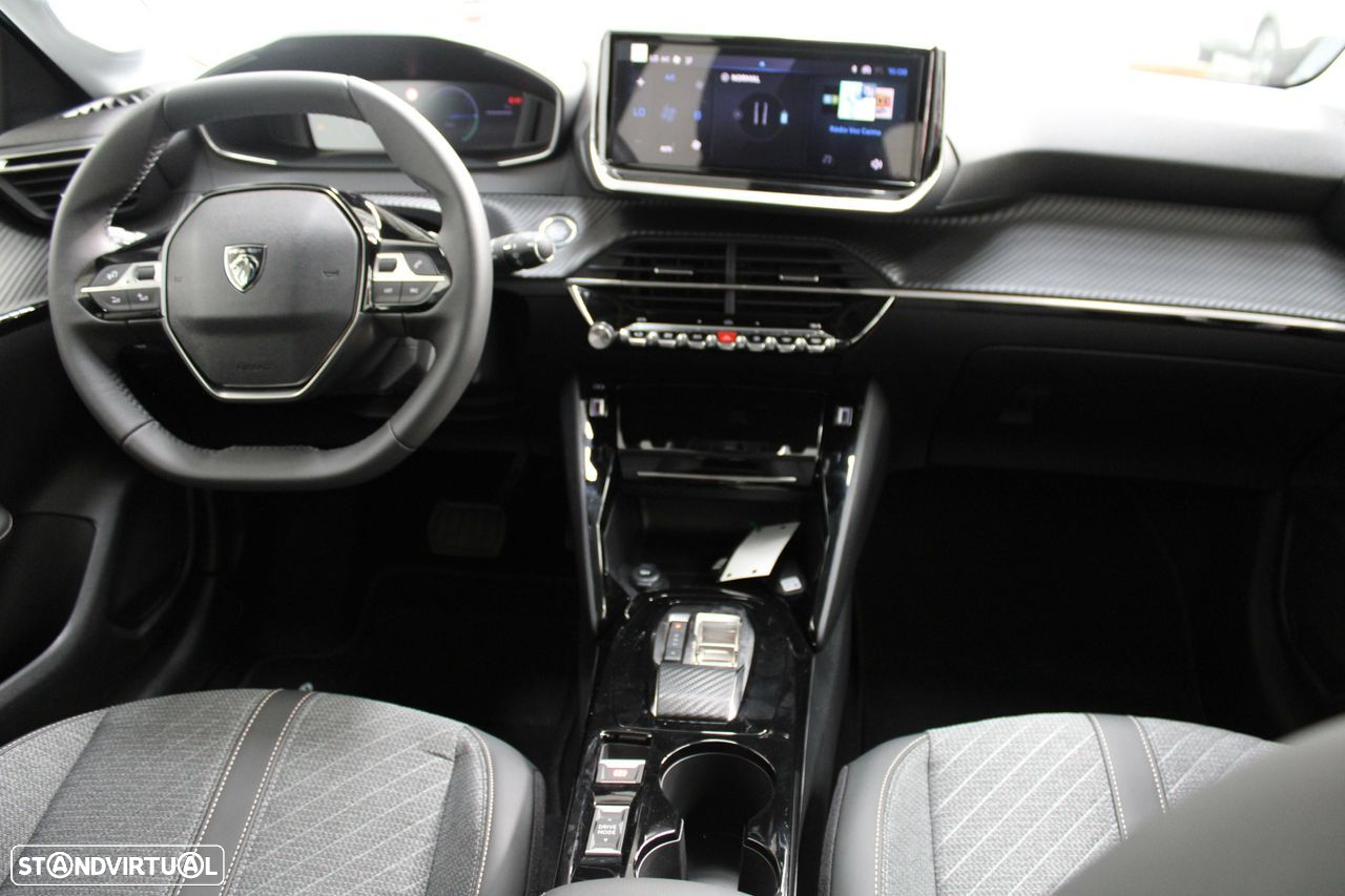 Peugeot 208 1.2 Hybrid Allure e-DCS6 - 19