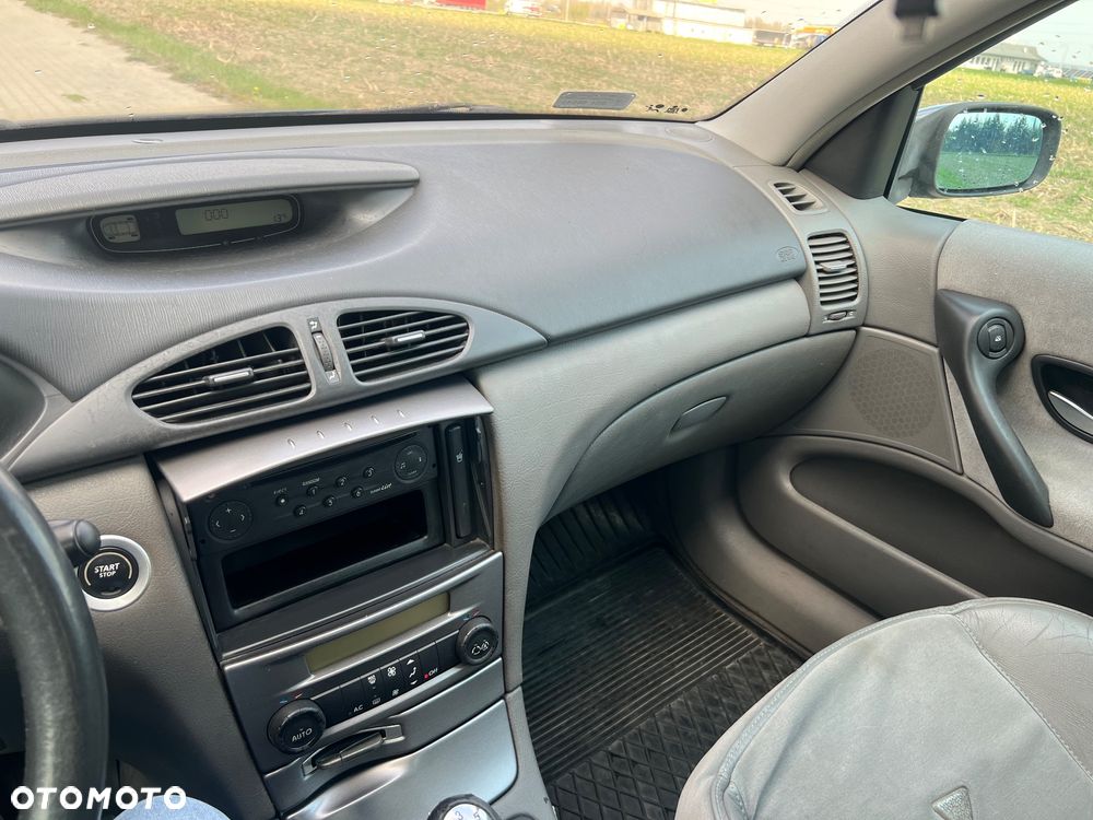 Renault Laguna 1.8 Dynamique - 11