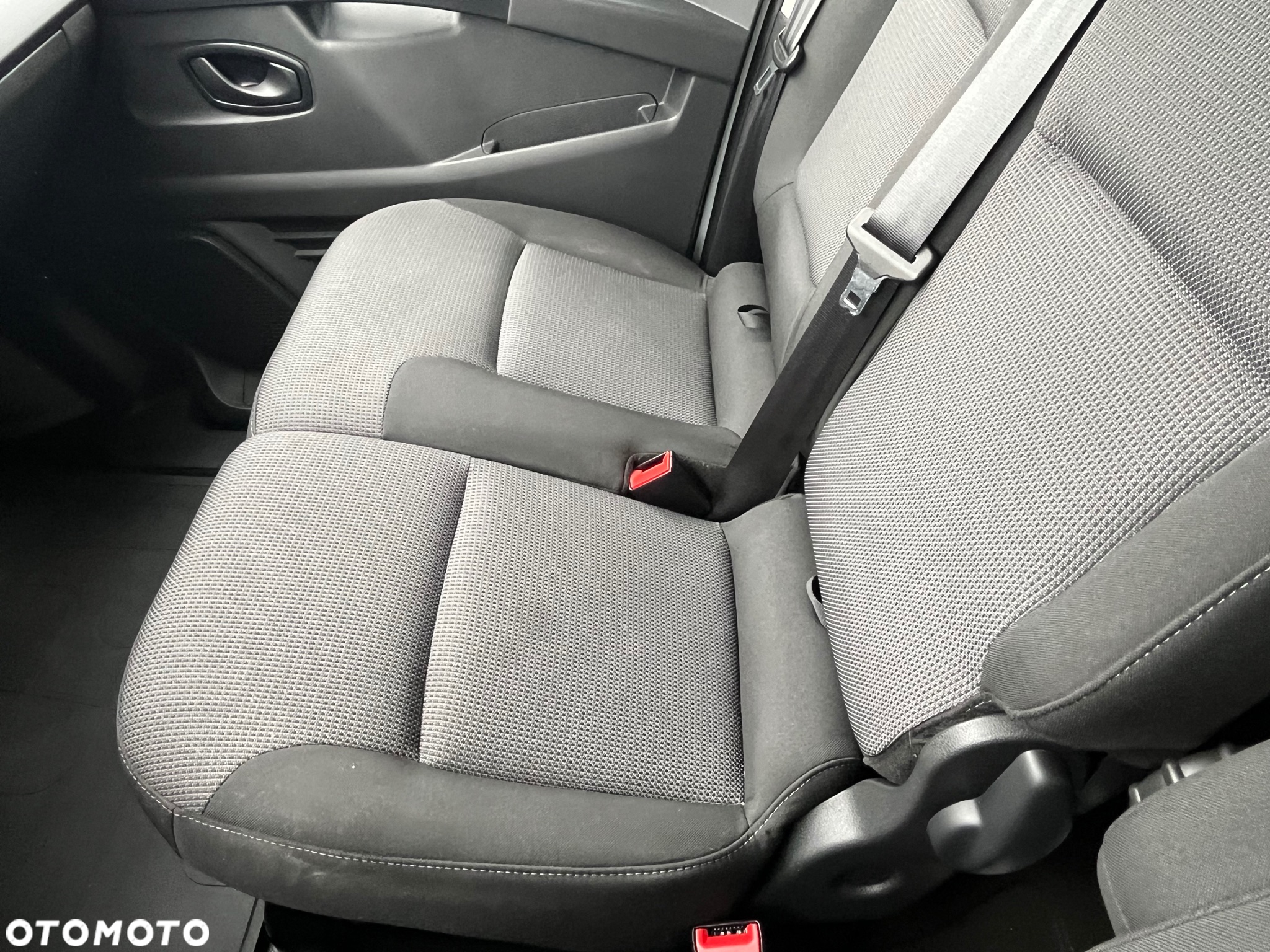 Renault Trafic - 16