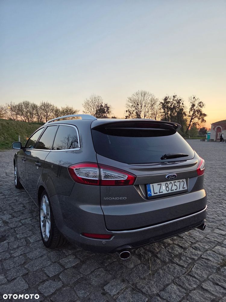 Ford Mondeo 2.0 EcoBoost Titanium - 18