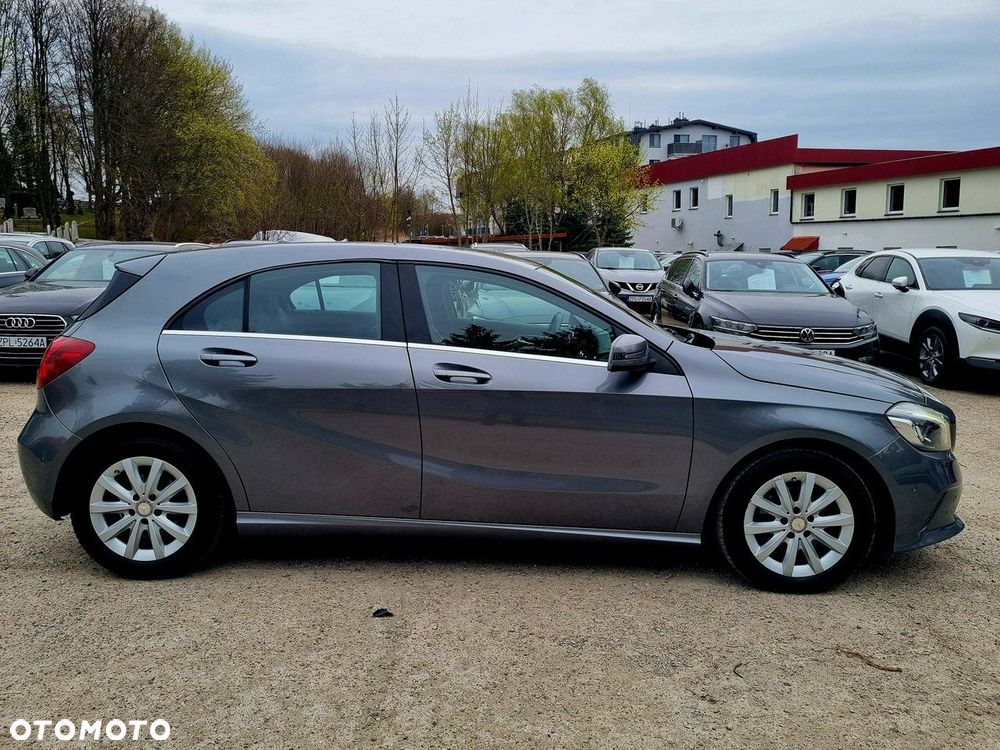 Mercedes-Benz Klasa A 180 7G-DCT Style - 4