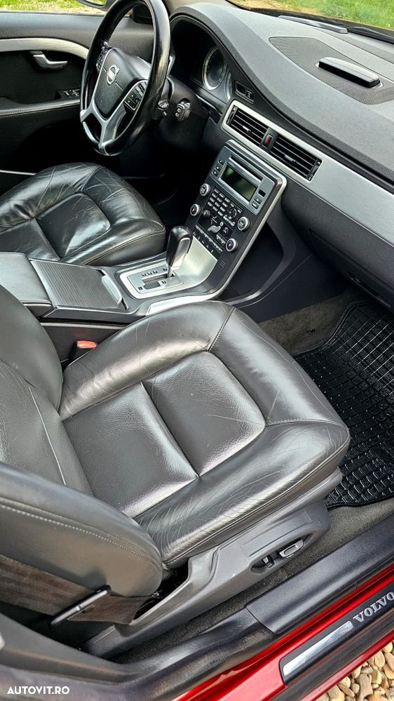 Volvo V70 D3 Geartronic Summum - 3