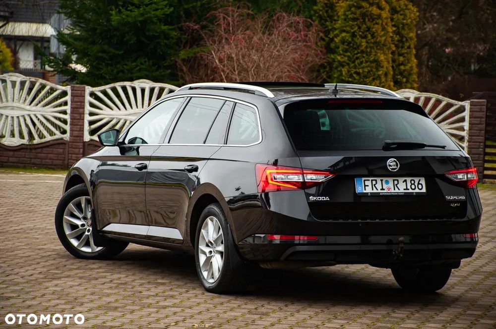 Skoda Superb 2.0 TDI 4x4 DSG Premium Edition - 3