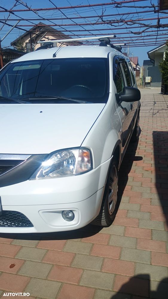 Dacia Logan 1.6 16V Preference - 8