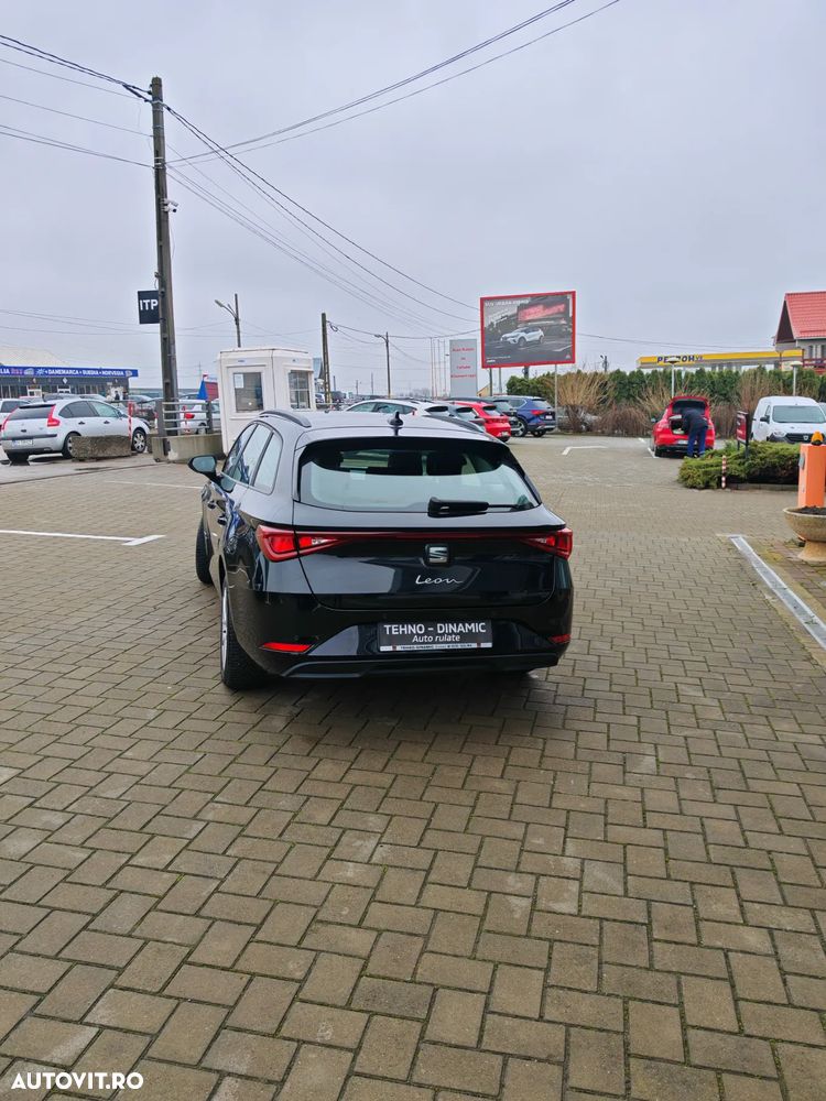 Seat Leon 2.0 TDI DSG Style Edition - 4