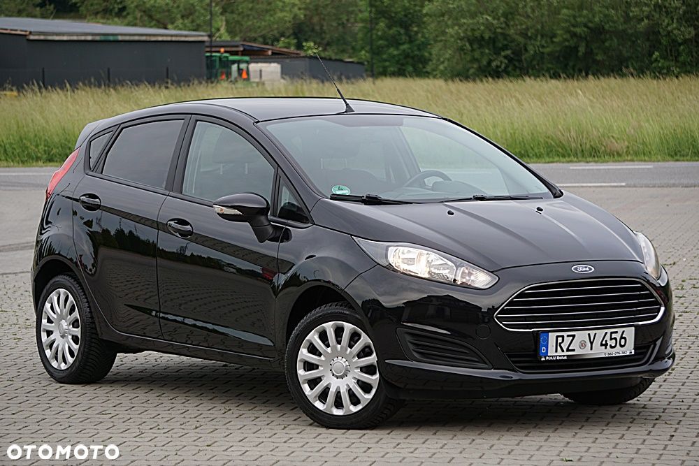 Ford Fiesta 1.25 Celebration - 7