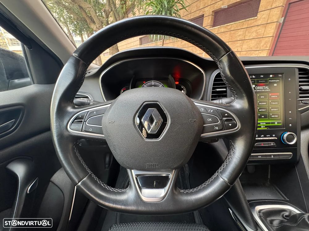 Renault Mégane 1.5 dCi Bose Edition - 16