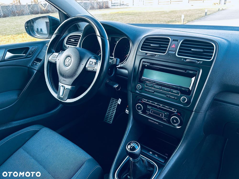 Volkswagen Golf 1.2 TSI BMT Trendline Perfectline - 18