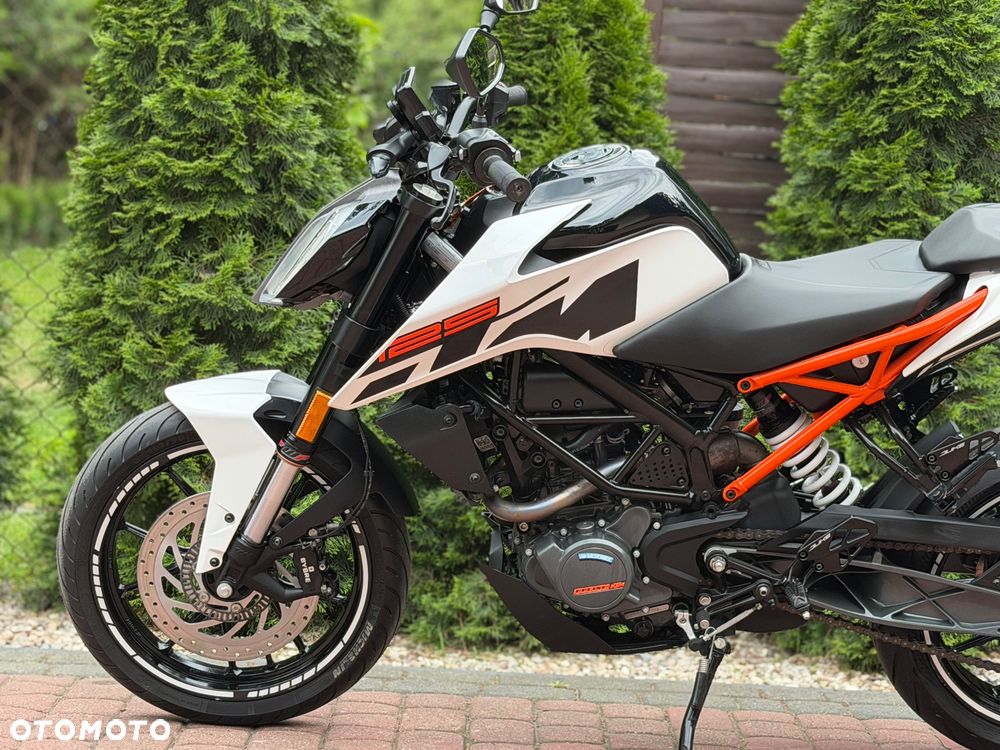 KTM Duke 125 - 19