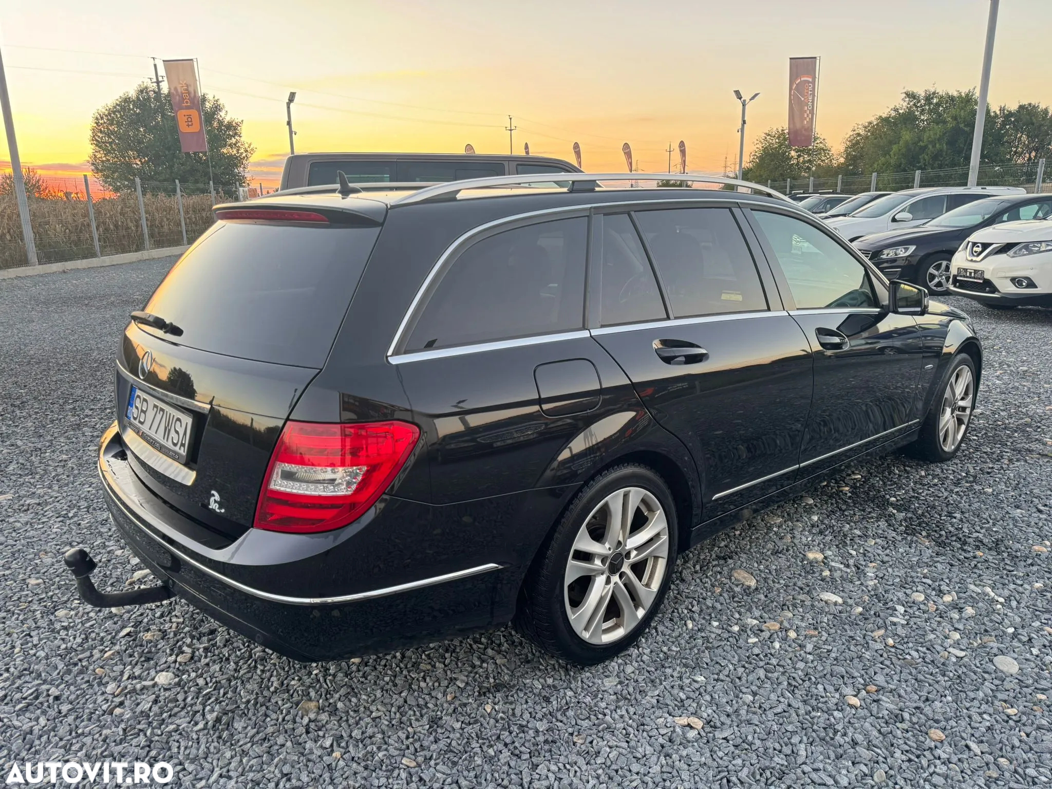 Mercedes-Benz C - 3