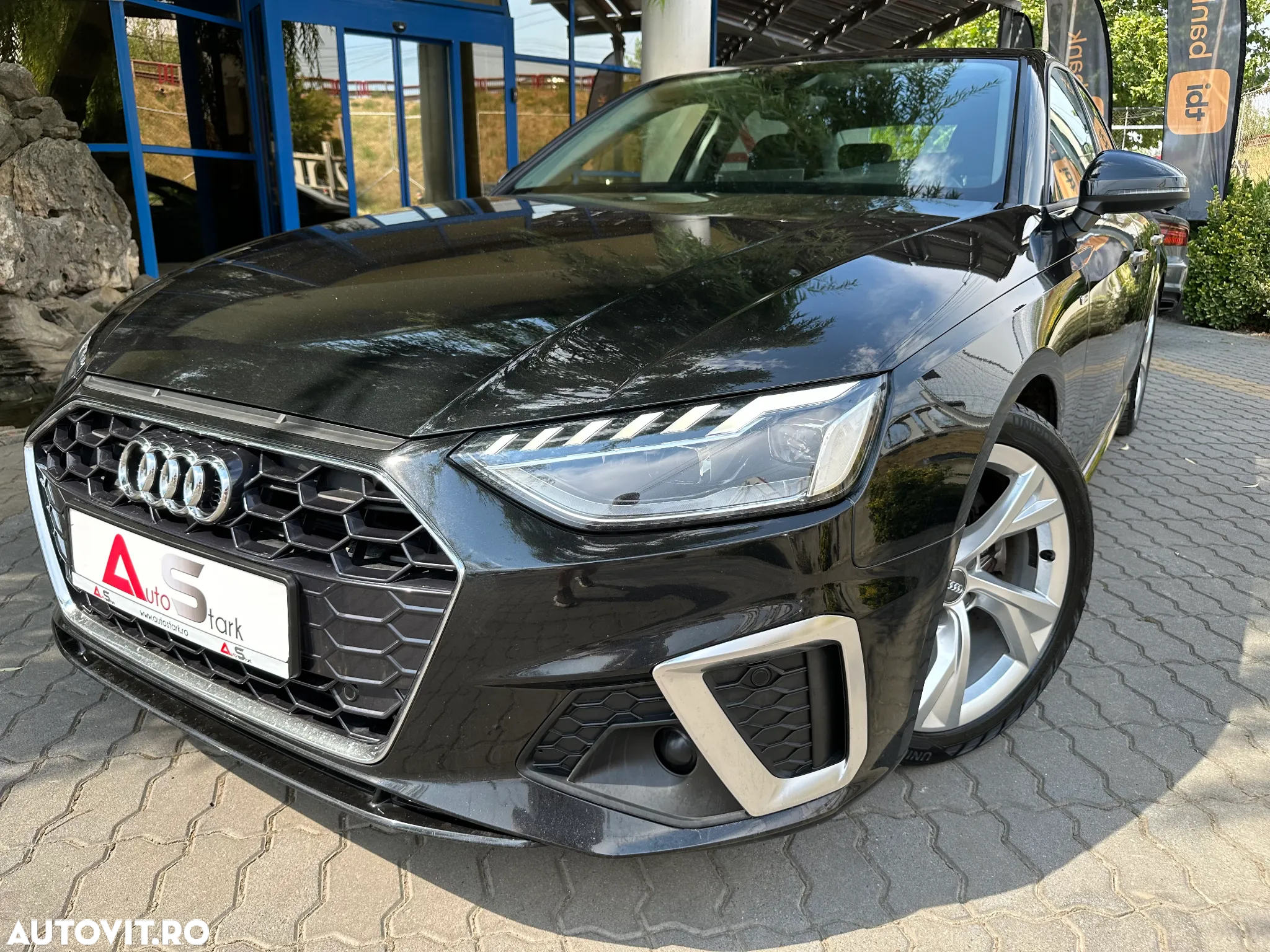 Audi A4 35 TFSI S tronic S line - 9