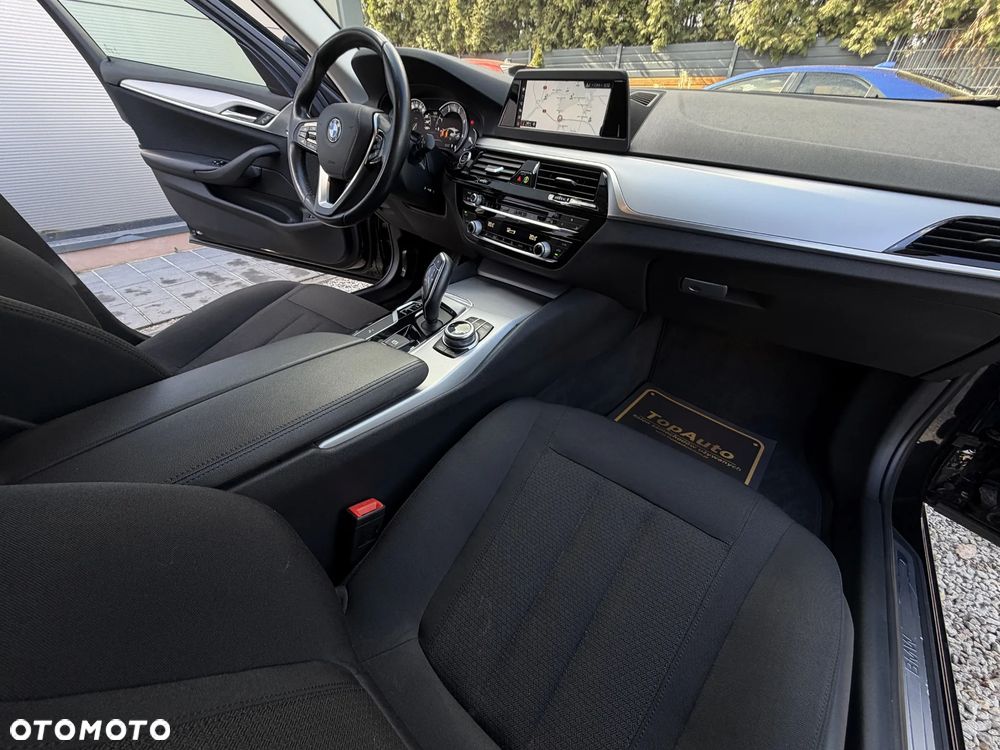 BMW Seria 5 520d - 16