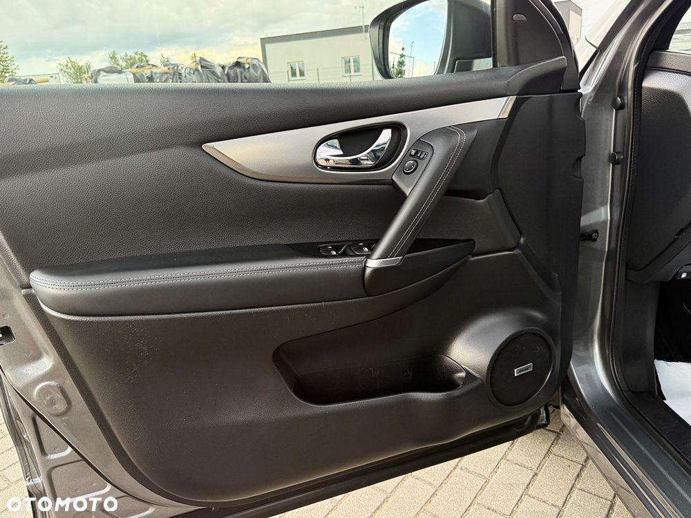 Nissan Qashqai 1.3 DIG-T Tekna+ - 29