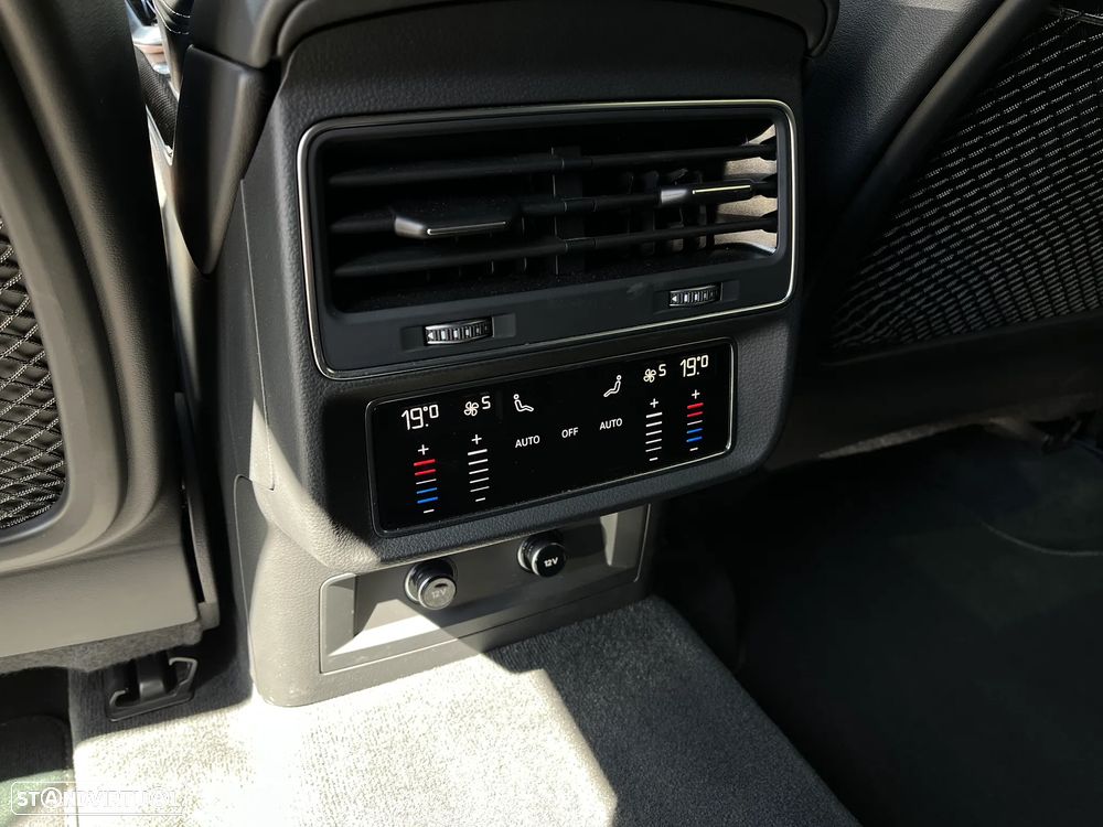 Audi SQ8 4.0 TDI quattro Tiptronic - 17