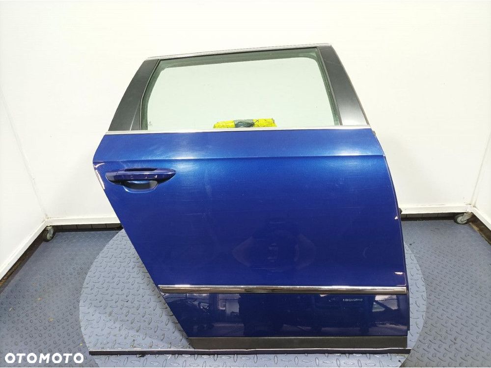 VW PASSAT B6 KOMBI DRZWI TYŁ TYLNE PRAWE LC5E - 1