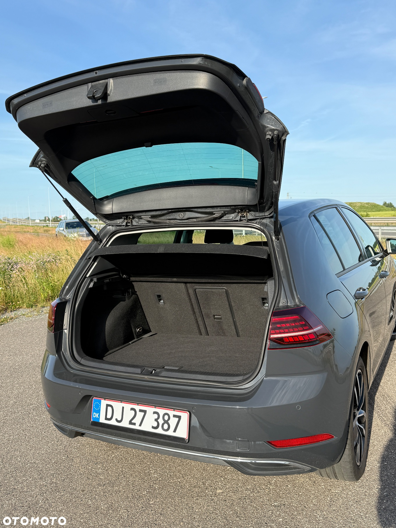 Volkswagen Golf e-Golf - 6