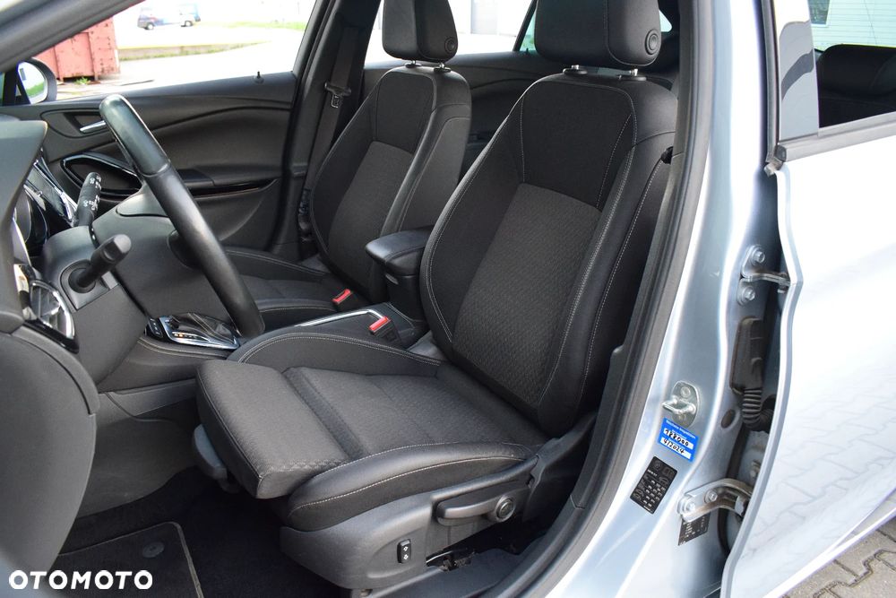 Opel Astra 1.4 Turbo Start/Stop Automatik Innovation - 24