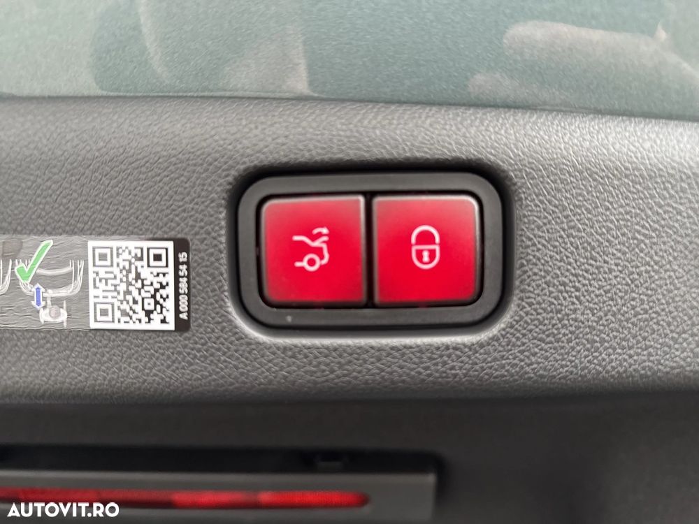 Mercedes-Benz E 200 MHEV 4MATIC Aut. - 37