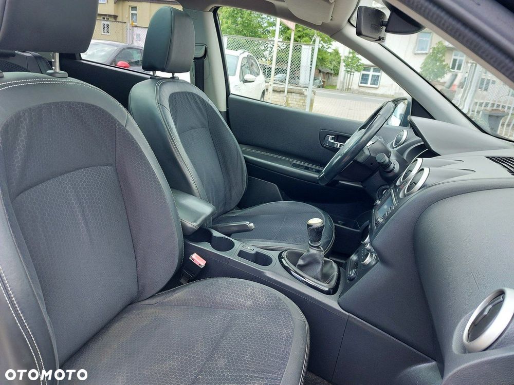 Nissan Qashqai - 14