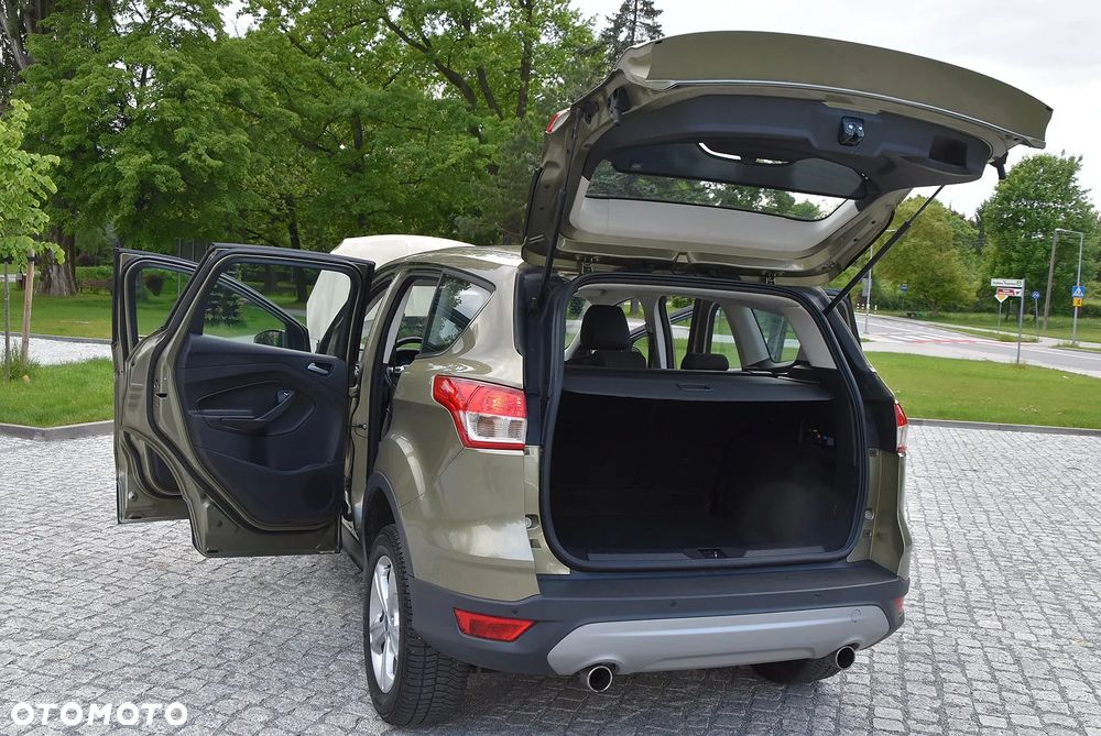 Ford Kuga - 9