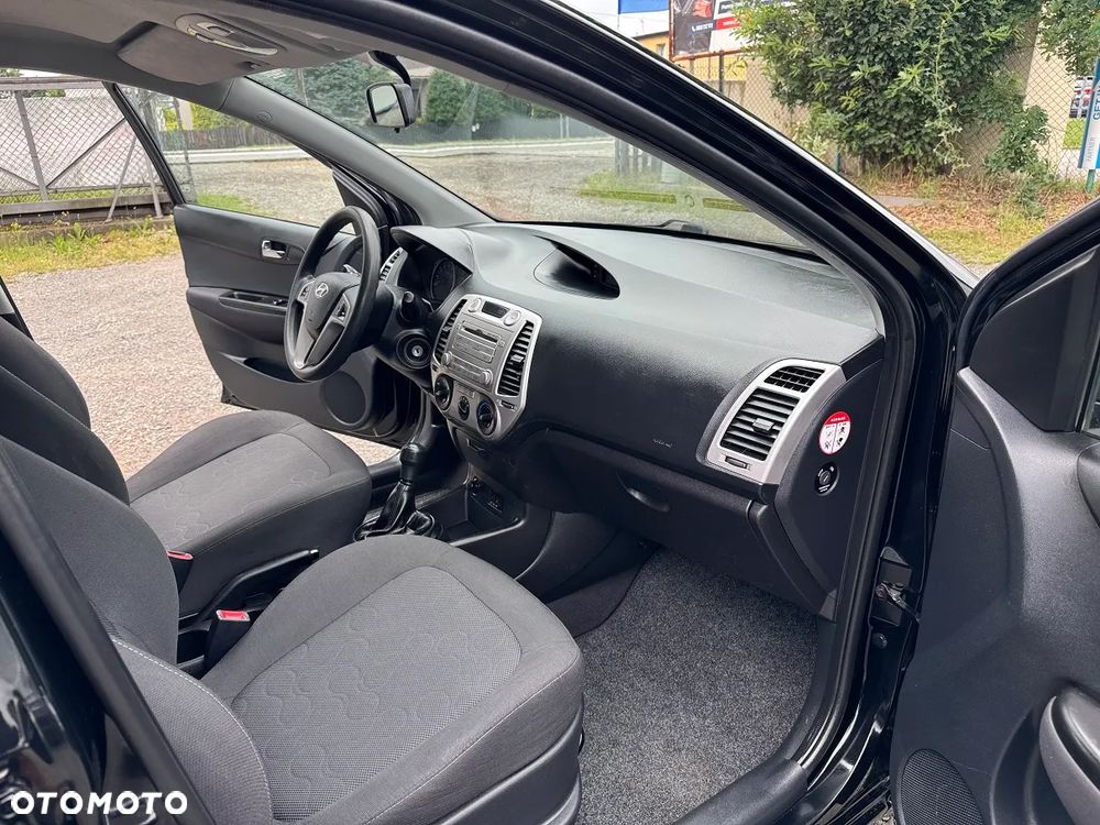 Hyundai i20 - 26
