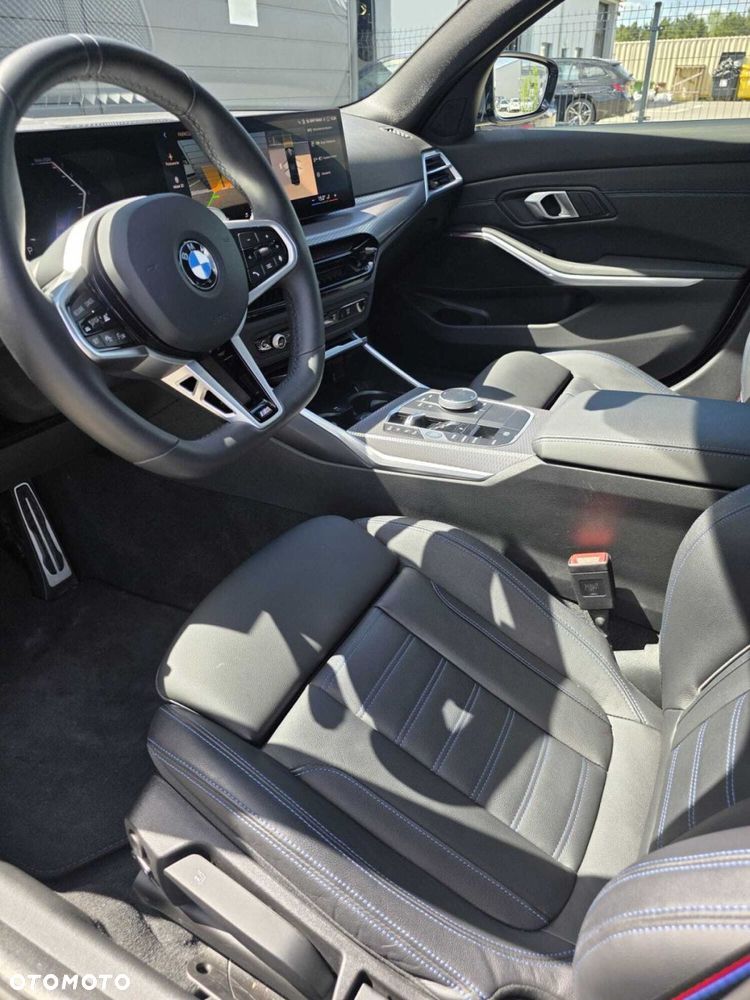 BMW Seria 3 330i xDrive M Sport sport - 22