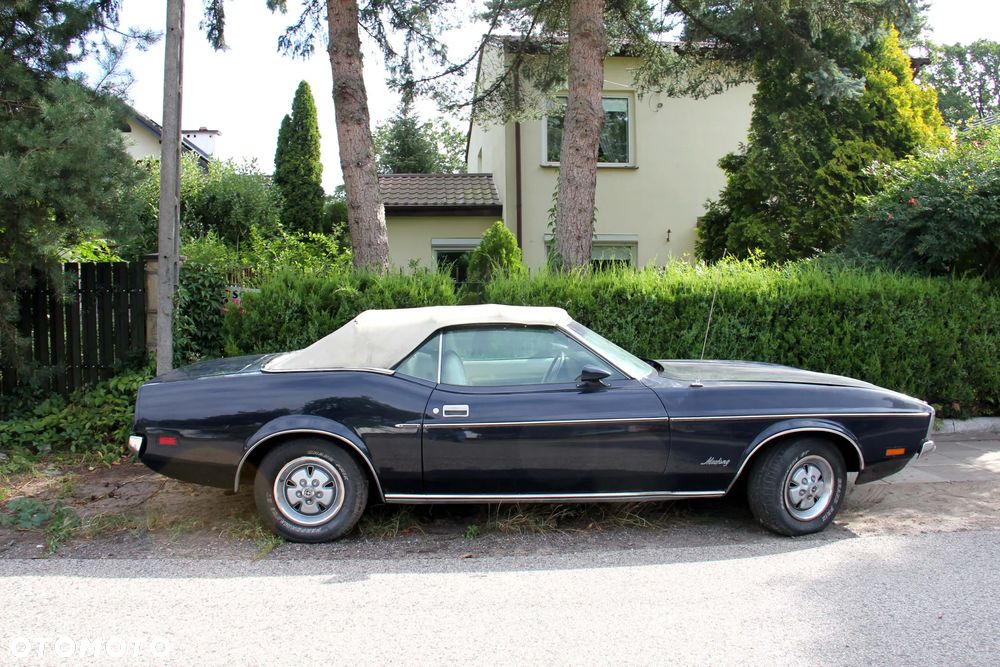 Ford Mustang - 2