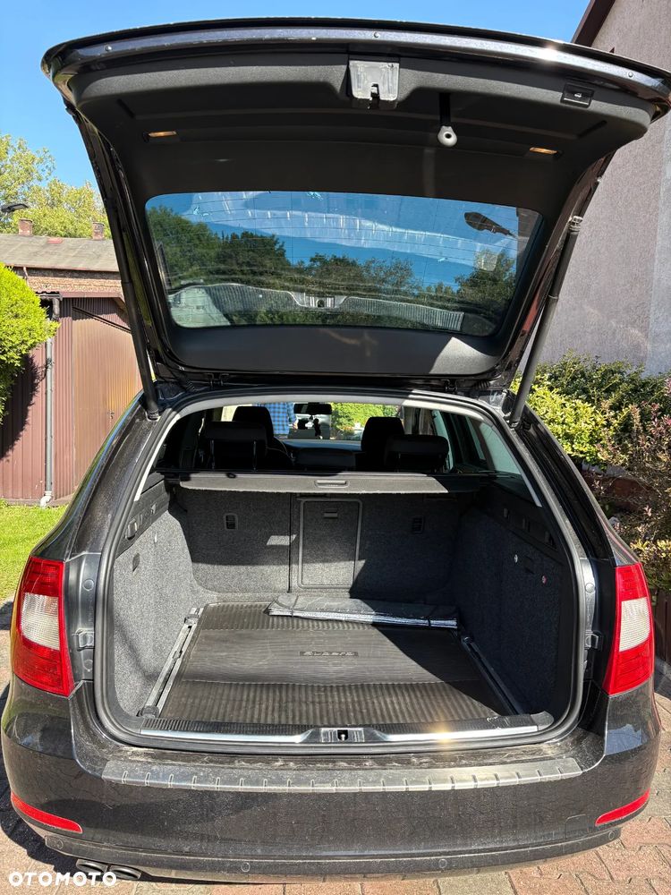 Skoda Superb 2.0 TDI Elegance - 7