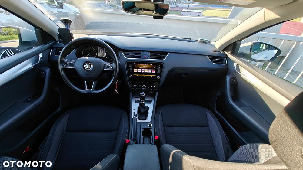 Skoda Octavia 1.6 TDI Ambition DSG - 31