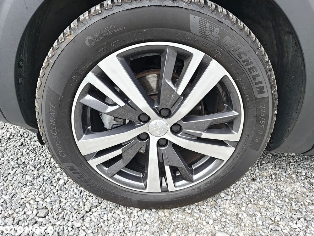 Peugeot 3008 BlueHDi 130 Stop & Start EAT8 Allure Business-Paket - 36