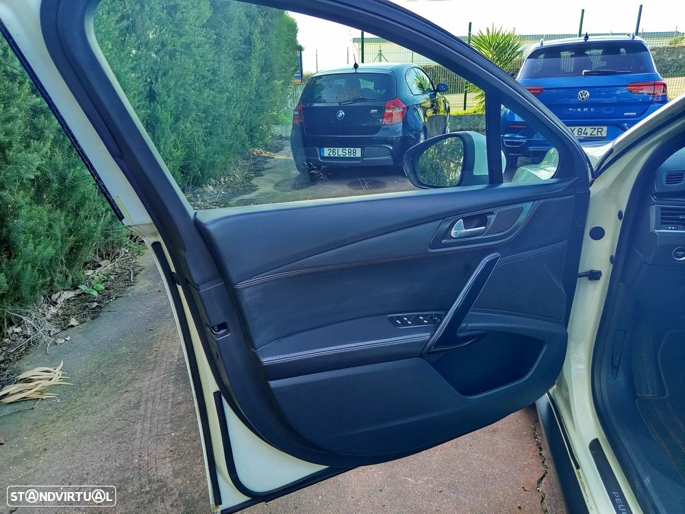 Peugeot 508 RXH 2.0 HDi Hybrid4 Limited Edition 2-Tronic - 9