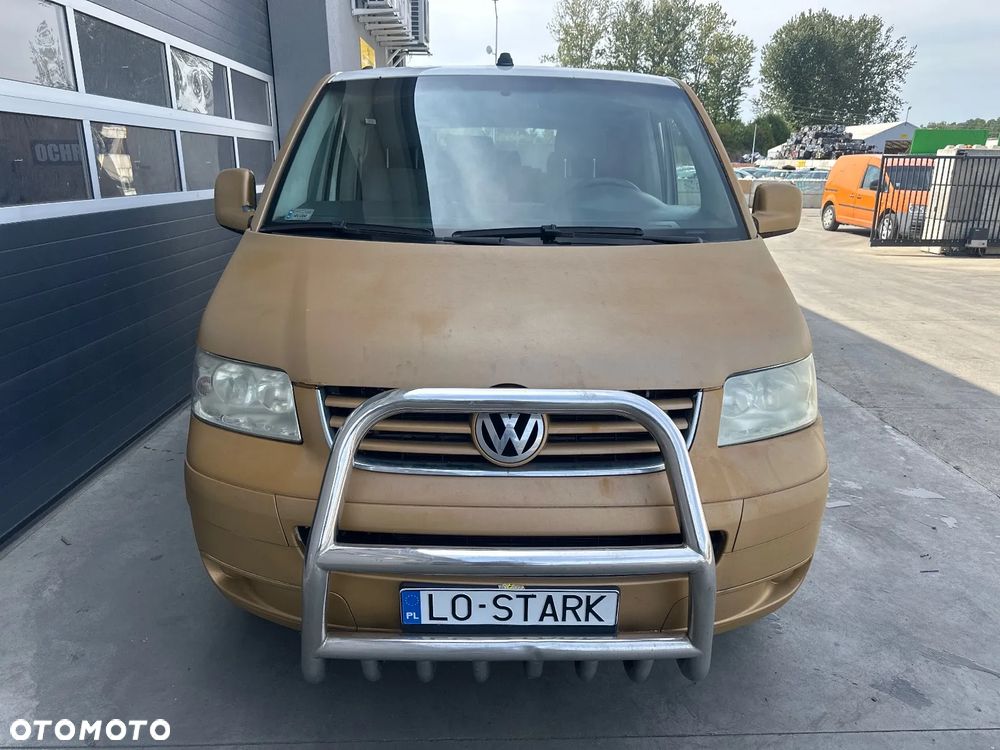 Volkswagen Transporter - 2