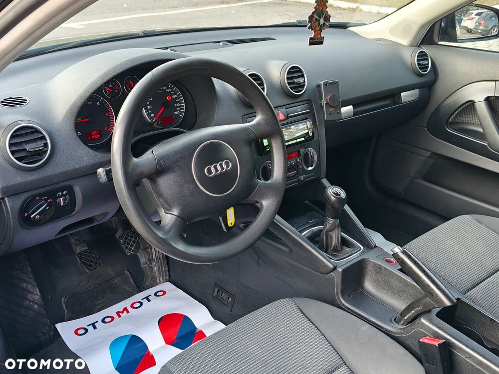 Audi A3 3-drzwiowe 1.9 TDI Ambiente - 17