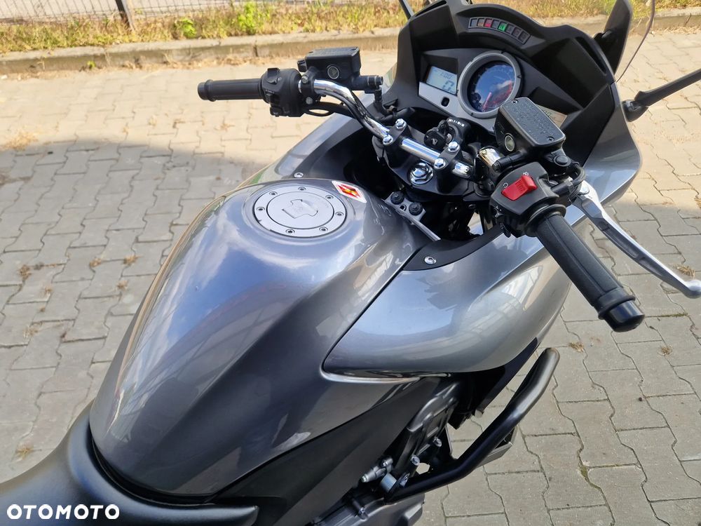 Honda CBF - 34