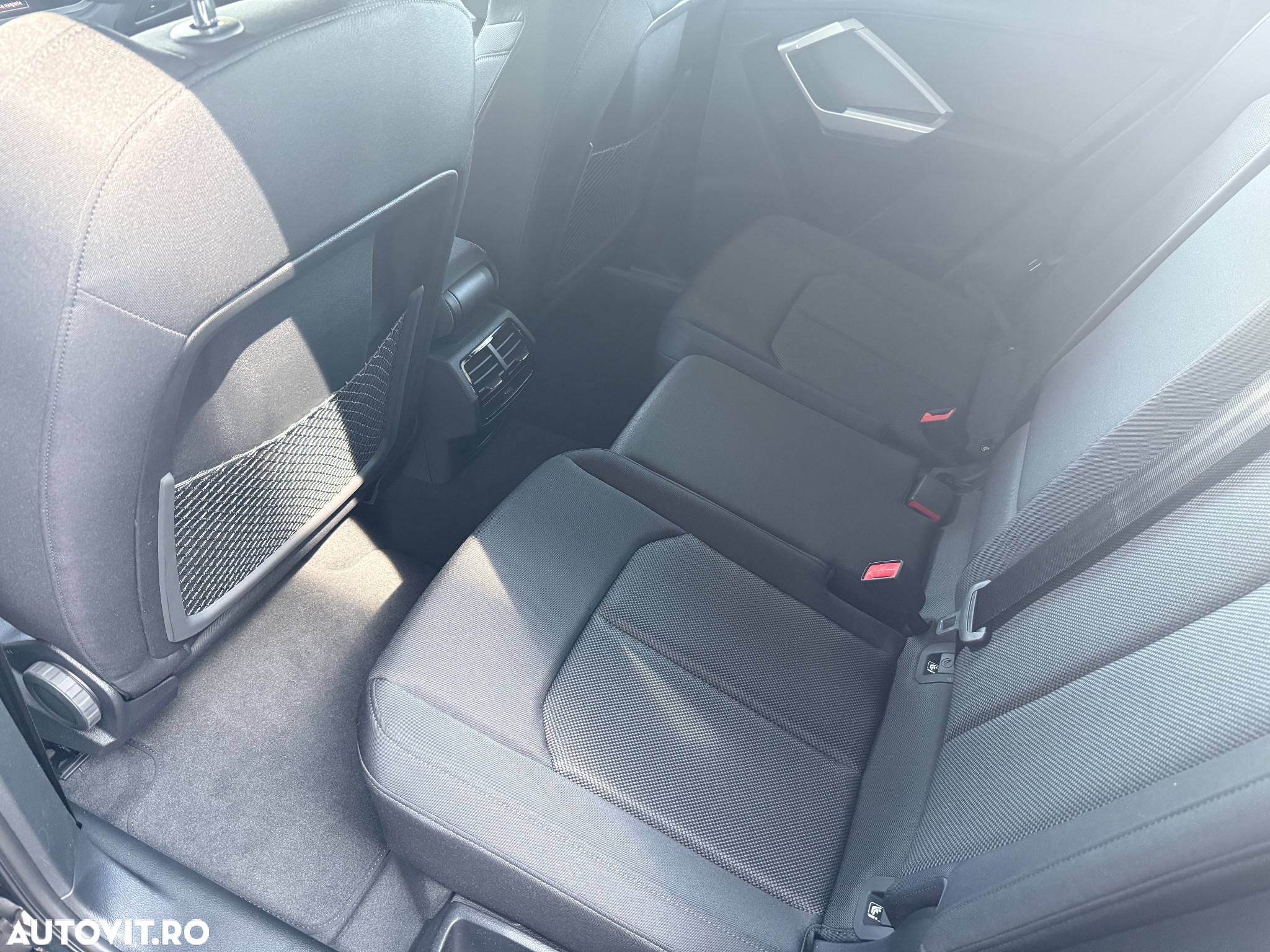 Audi Q3 Sportback 2.0 35 TDI S tronic Basic - 12