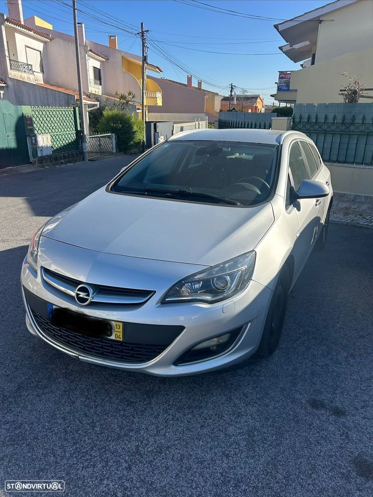 Opel Astra Sports Tourer - 1