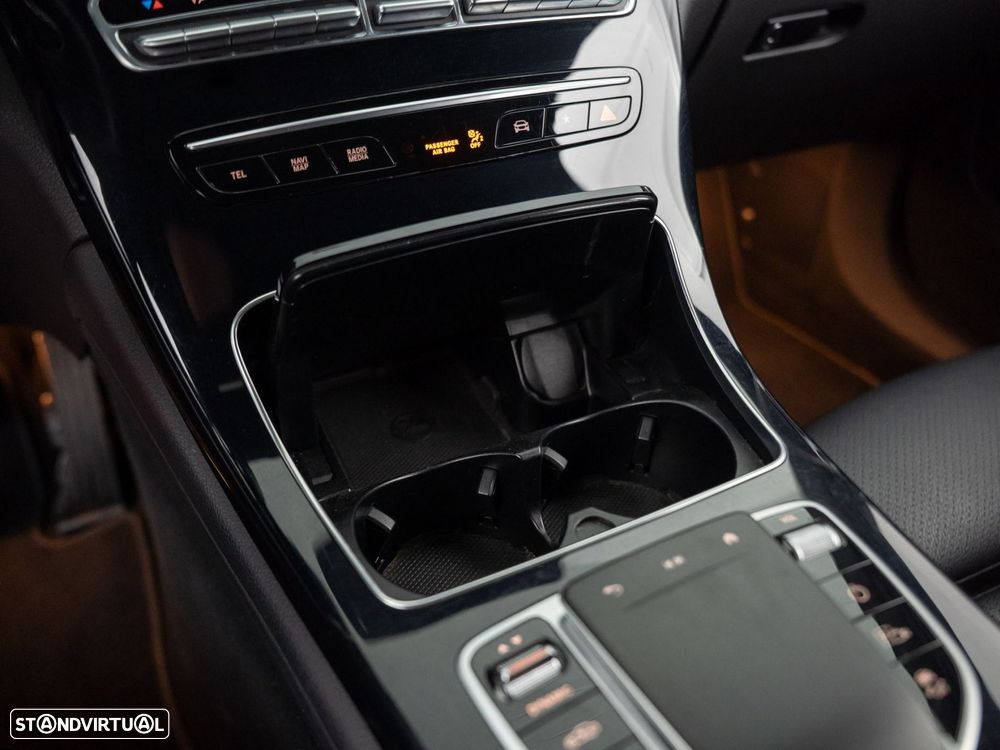 Mercedes-Benz GLC 300 e Coupé 4Matic - 28